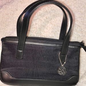 Frankie and Johnny small black purse with keychain
